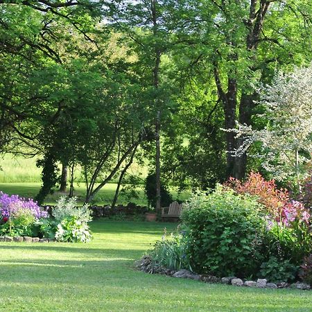 مبيت وإفطار Chambre D'Hotes Au Jardin De La Bachellerie المظهر الخارجي الصورة